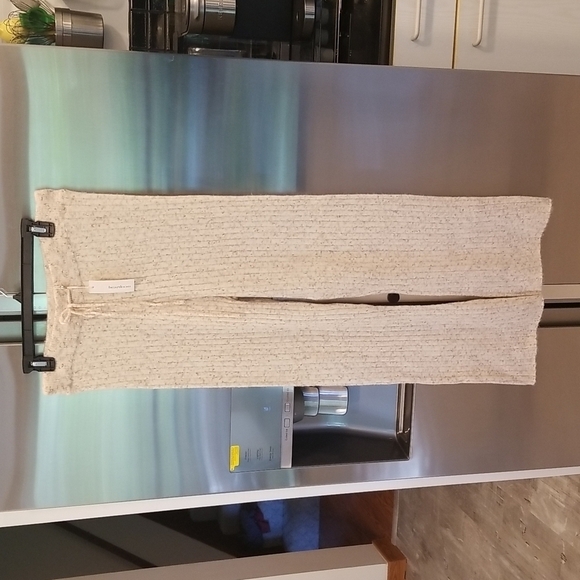 💕HEARTLOOM💕 Nikita Pant Oat Ribbed Soft & Cozy Wide Leg Sweatpants M NWT - Picture 8 of 14